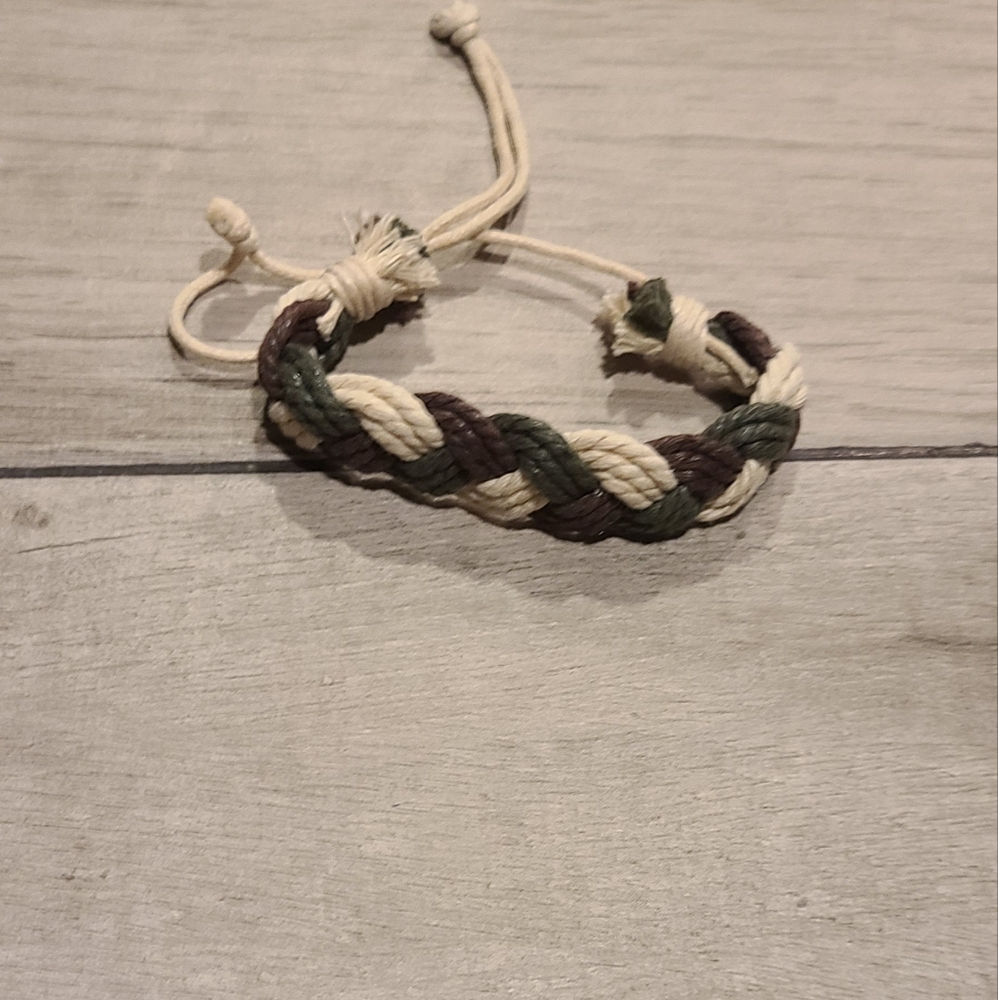 🍦 Braided Adjustable Rope bracelet🧋